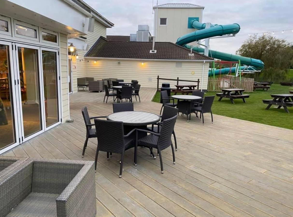 Private Rented Caravan Situated At Southview Holiday Park Winthorpe  外观 照片